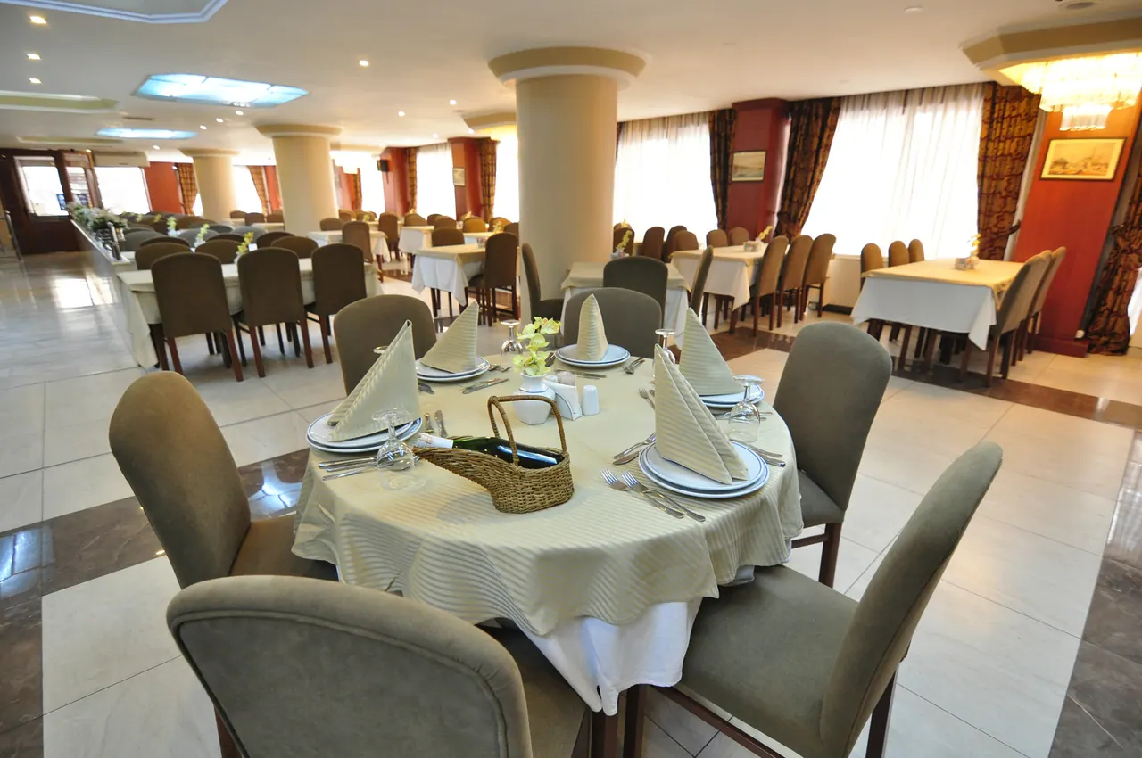 Restaurant au Buyuk Sahinler
