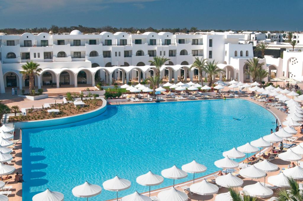 Club Palm Azur